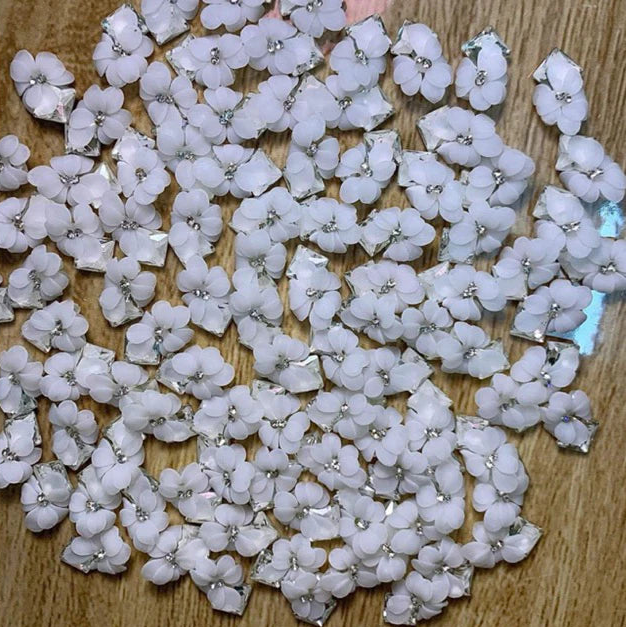 Hoa Bột Nail - Hoa Ôm Đá Vuông